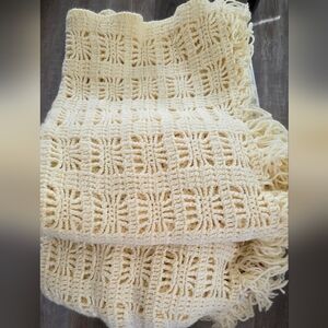Vintage Cream Crochet Throw Blanket
